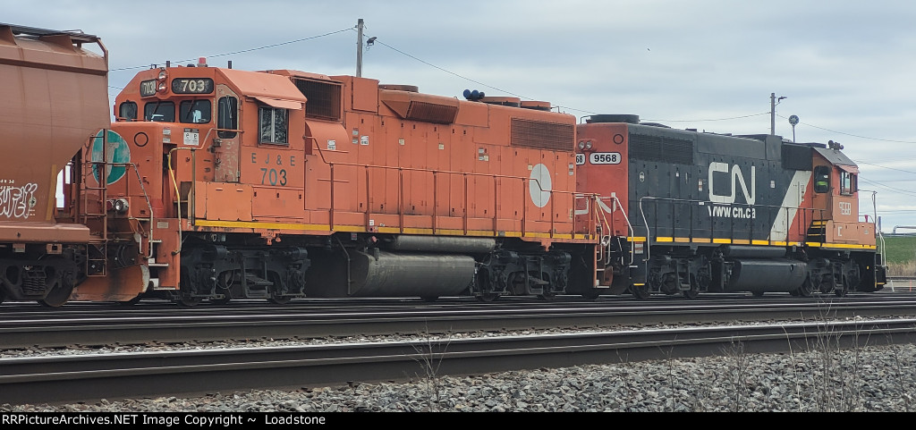EJE 703 IC 9568